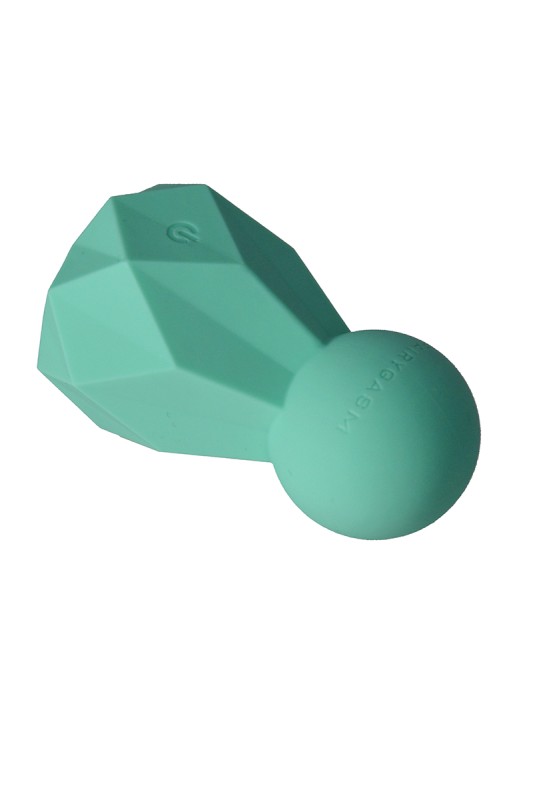 Vibratore Fairygasm BlissKey verde visto da un’altra angolazione, design raffinato
