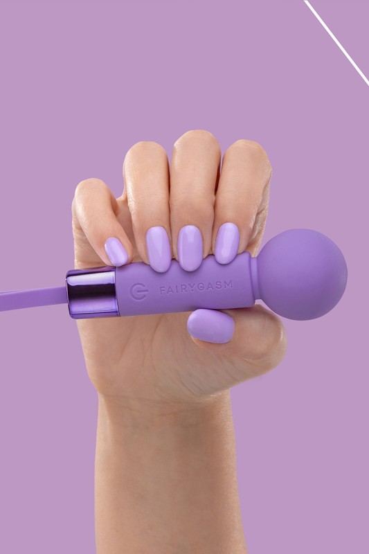 Pearlstasy violet Fairygasm en main, texture