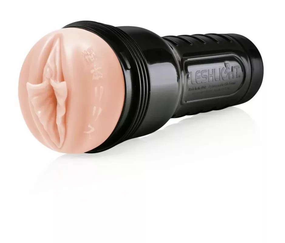 Fleshlight Lilith Fukumoto – Produkt liegend von der Seite