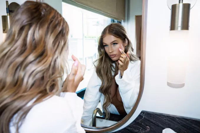 Sky Bri – Actress portrait