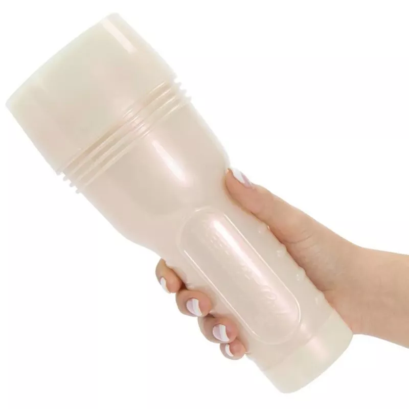 Fleshlight Lana Rhoades – Closed product held in hand