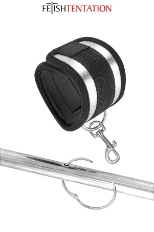 Barra di sottomissione Fetish Tentation – 4 manette regolabili