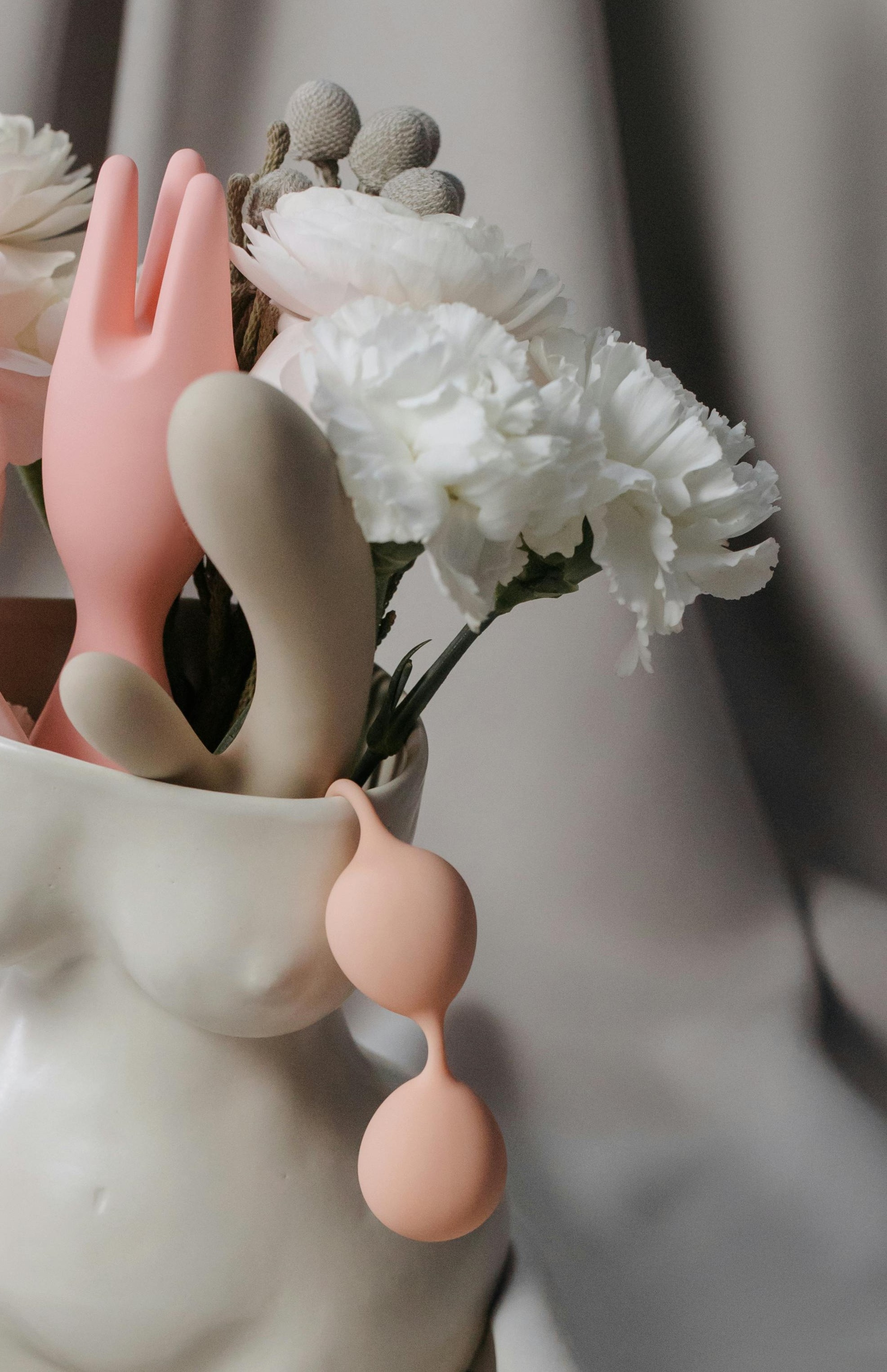 Discreet sex toys for rediscovering pleasure after breast cancer